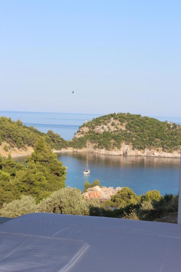 Mando Beachfront Stafylos Zimmer foto